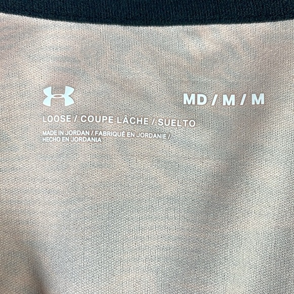 Under Armour Women Velocity Obscura Short Sleeve T Shirt SZ M Loose Fit V-Neck - Picture 11 of 13